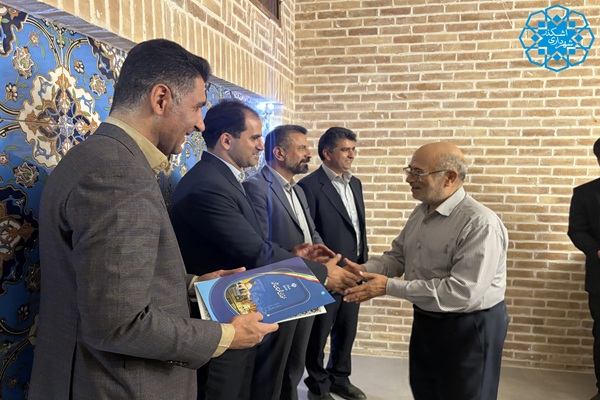 آیین تجلیل از فعالین حوزه رسانه شهرستان اشکذر